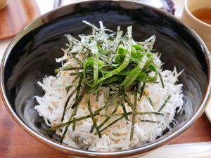 しらす丼