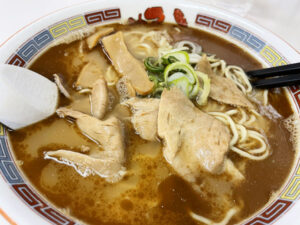 旭川醤油ラーメン（蜂屋）